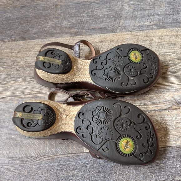 Brown Leather Sandals - Picture 5 of 6